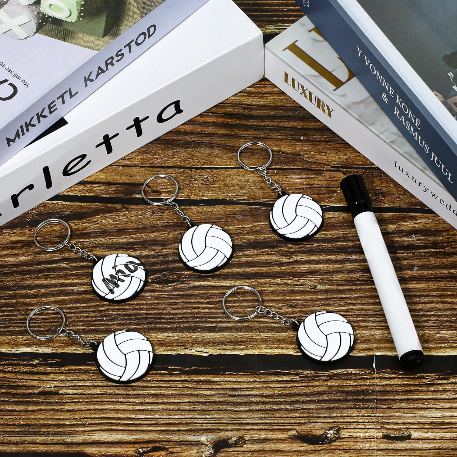 20pcs Volleyball Keychains Sports Team Gifts Party Favors School Reward Birthday