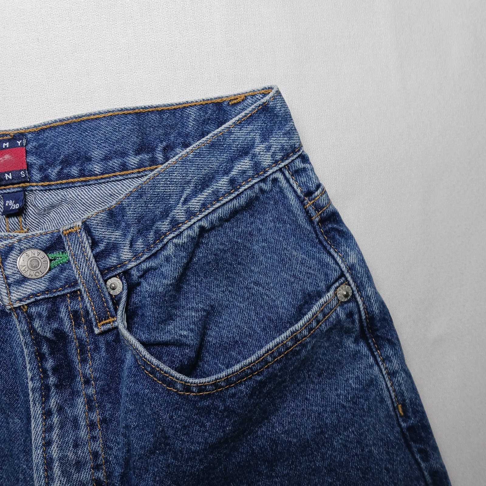 Vintage 2001 Tommy Hilfiger Mens Straight Leg Jean 26X30 Raw Blue Denim USA