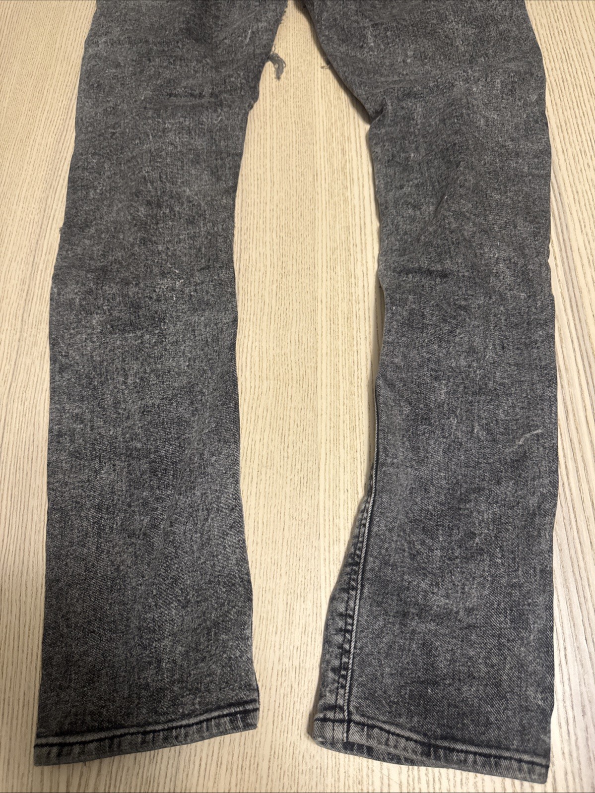 H&M Divided Mens Skinny Biker Jeans Gray Acid Wash Distressed Rip Repair 33