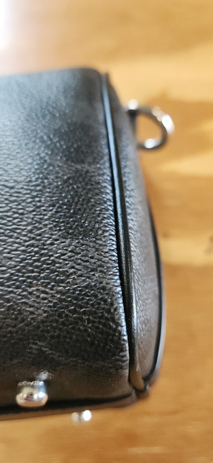 Coach Compass 25