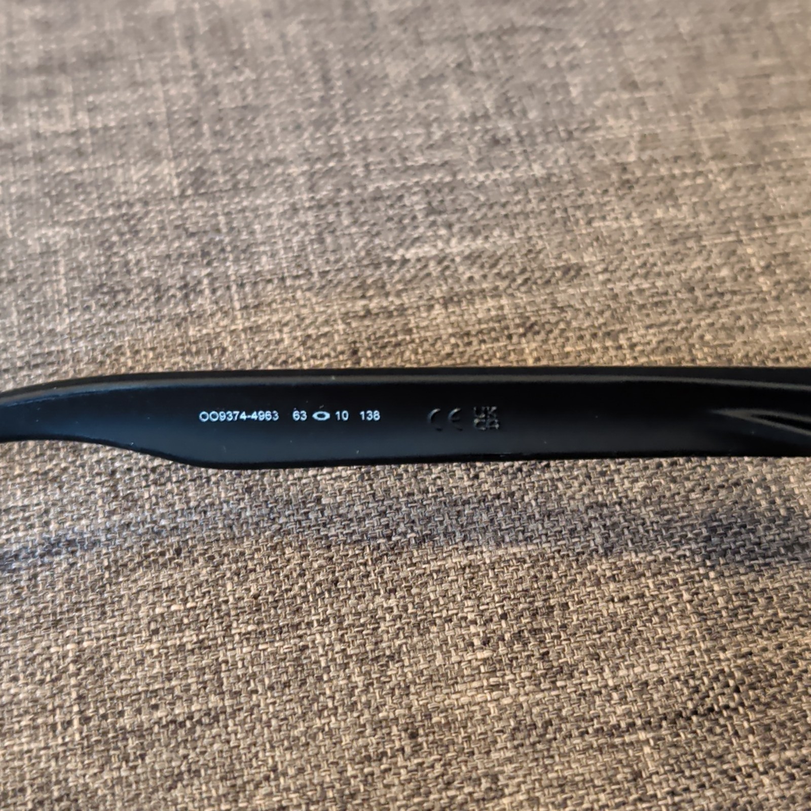 Oakley Frogskins Lite Matte Black Frame + Gray Gradient Lens OO9374-4963