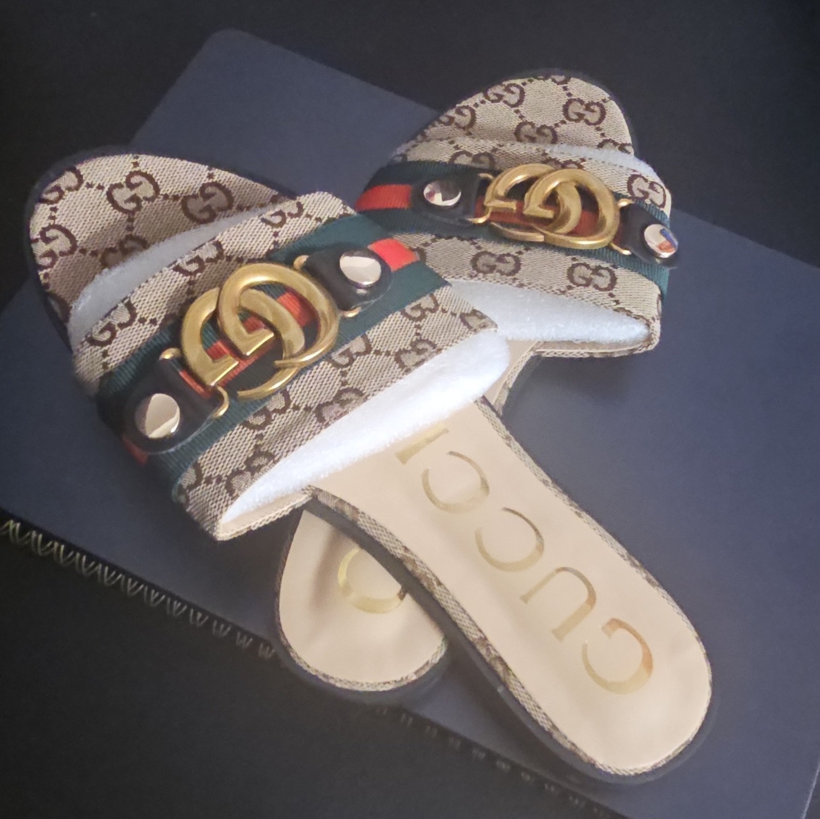 Gucci Women’s Beige Leather GG Logo Slide Sandals Web Stripe Gold 8.5