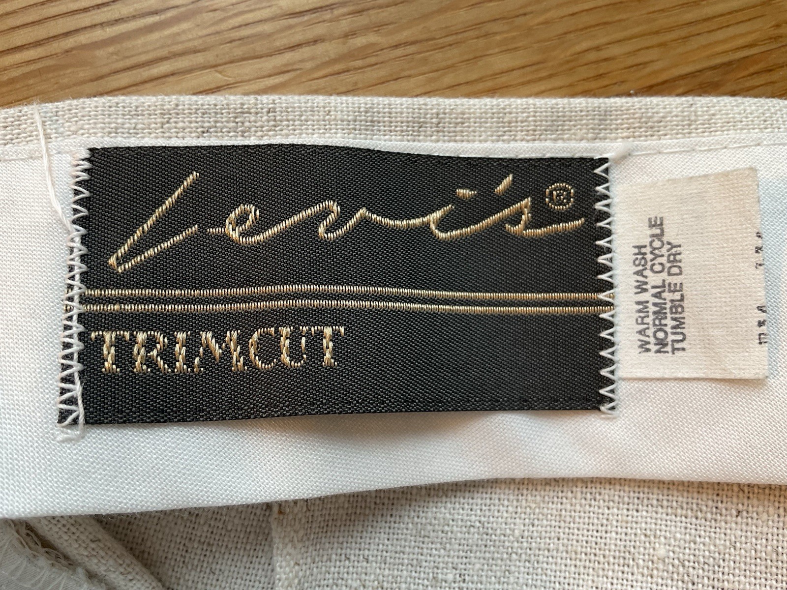 Levi’s VTG LINEN Slacks “trimcut” Trousers Womens Unlined Flat Front 33.5 In