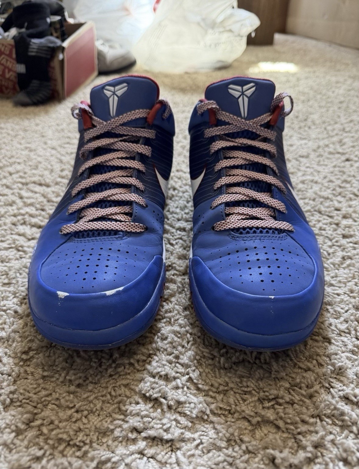Kobe 5 Protro “Philly”