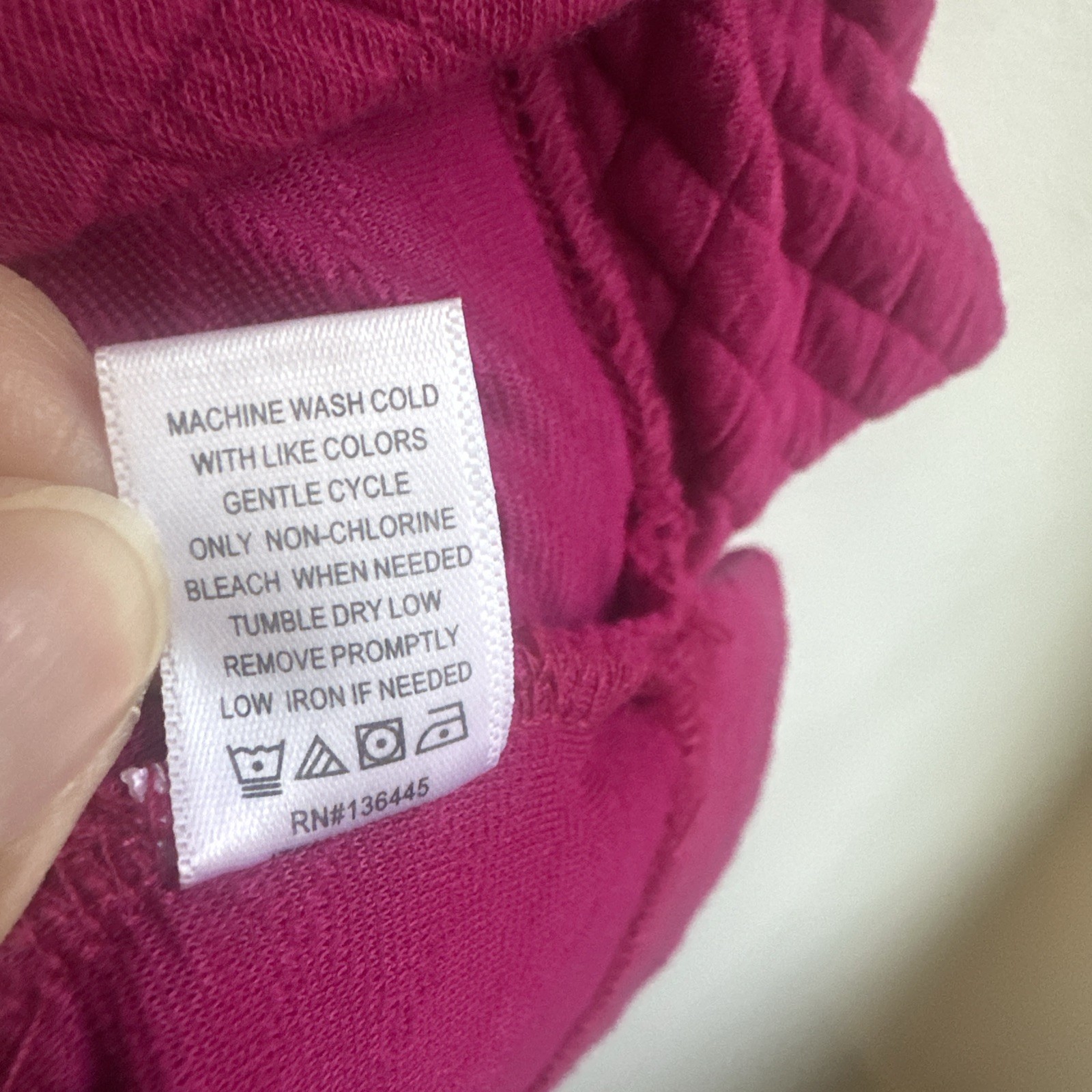 Muk Luks Quilted Crewneck Sweatshirt Pink Fuchsia Pullover SZ Small