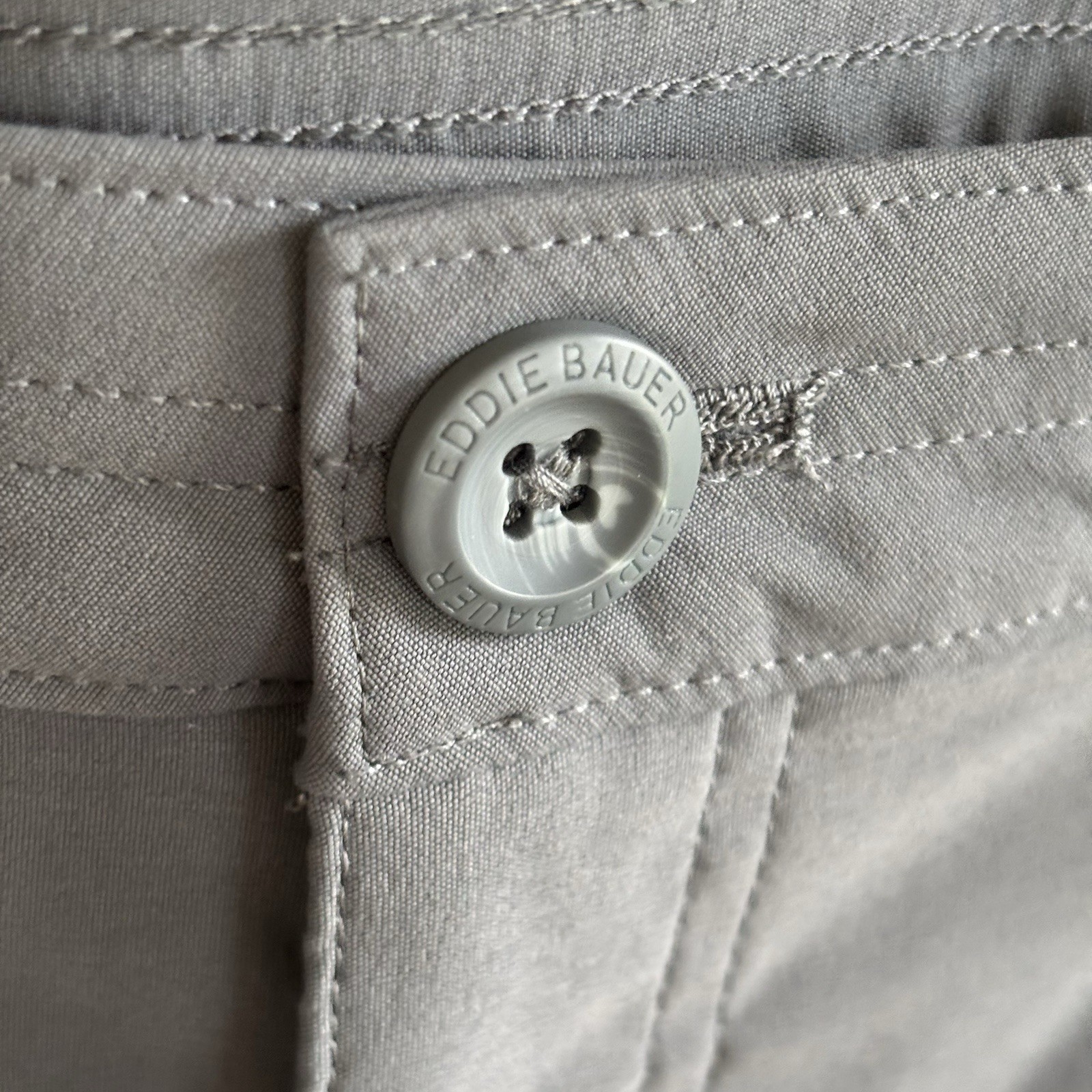 Eddie Bauer Rainier Capri Pants Gray Outdoor Performance Womens 14 NWT (32×21)