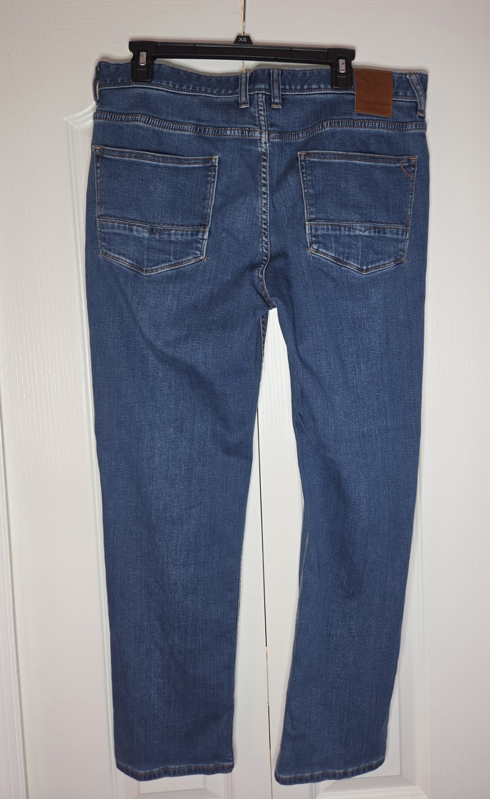 Tommy Bahama Antigua Cove Authentic Jeans – Blue Jeans, 34/32 Men’s Size
