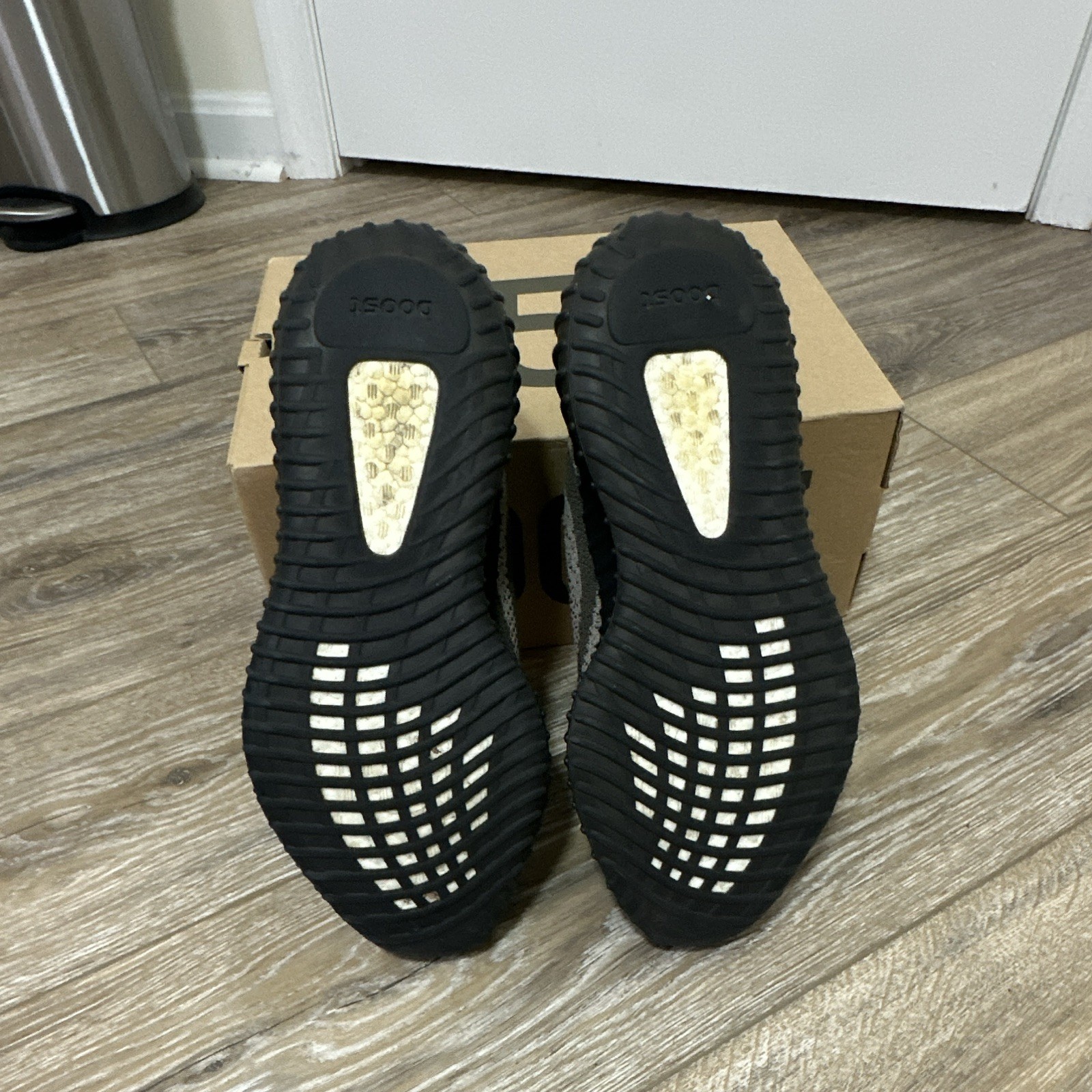 adidas Yeezy Boost 350 V2 Carbon Beluga reflective