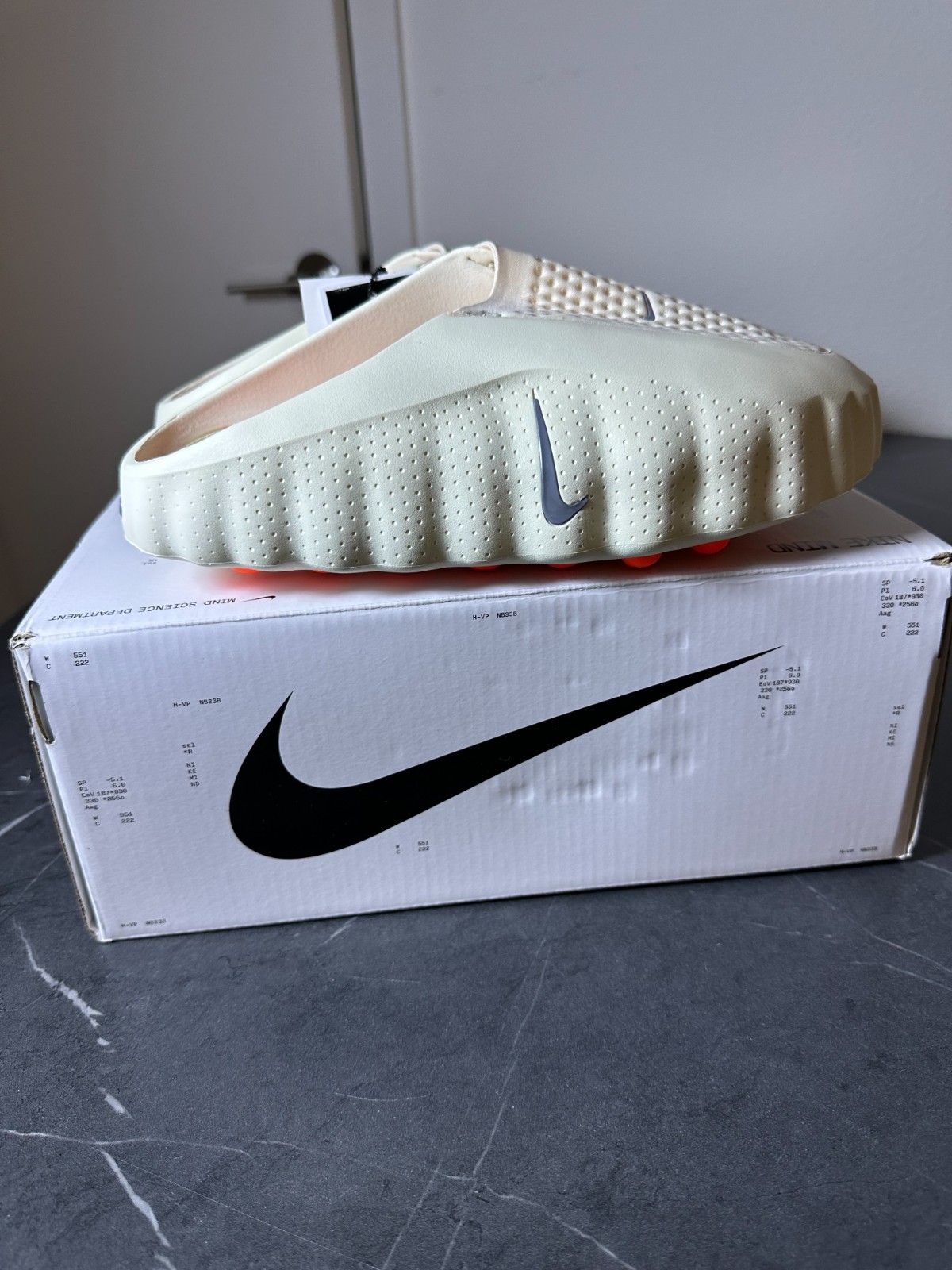 nike mind 001 slide White/Black size 8/8.5/9.5/10
