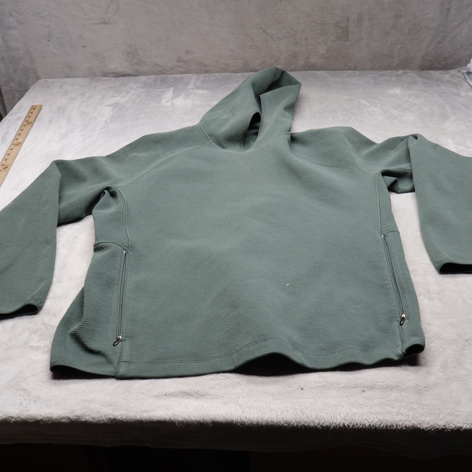 Lululemon Hoodie Mens XL Green Textured Spacer Fleece Pullover Active Sweatshirt