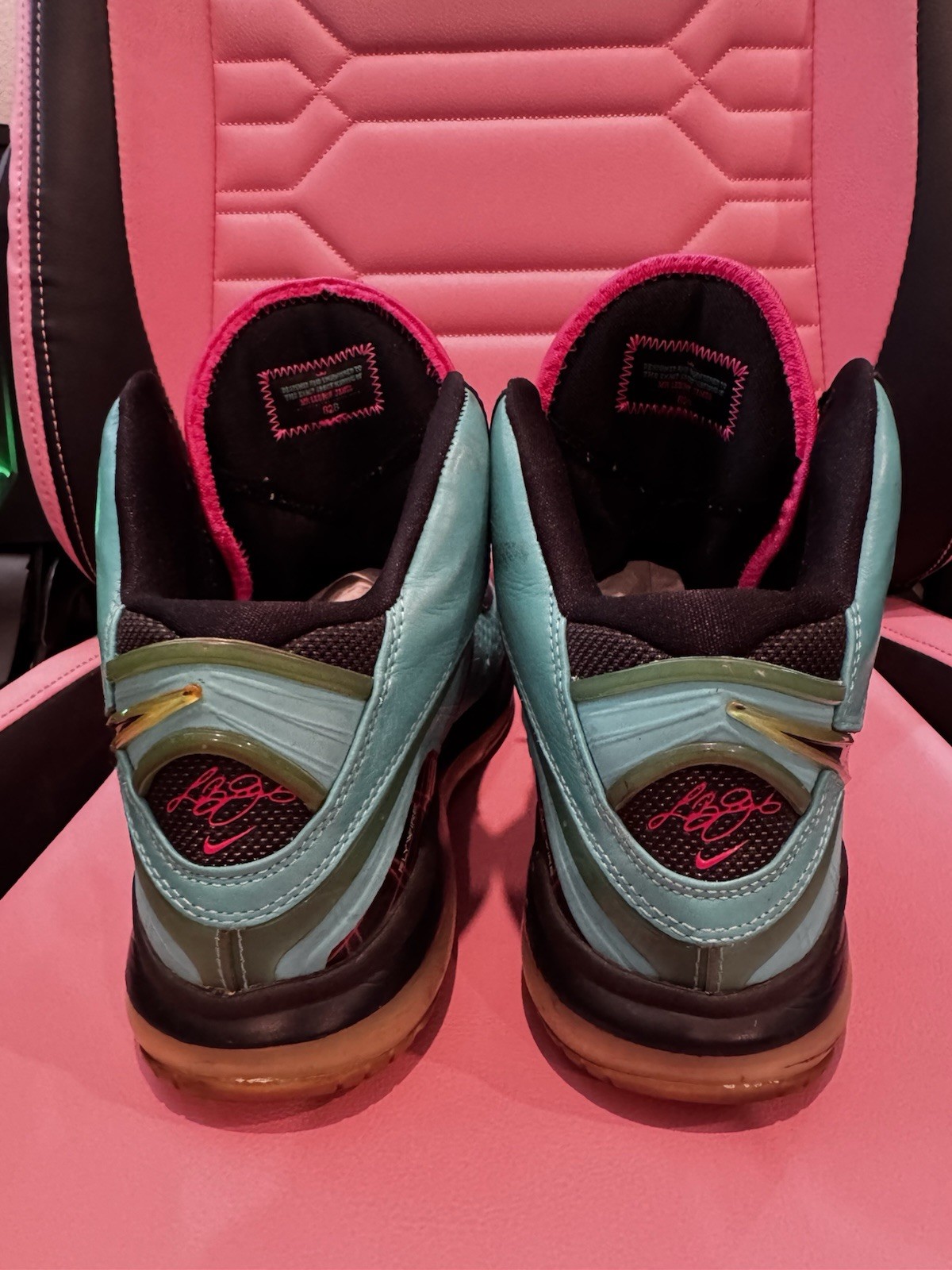 Size 8.5 – Nike LeBron 8 2010 South Beach