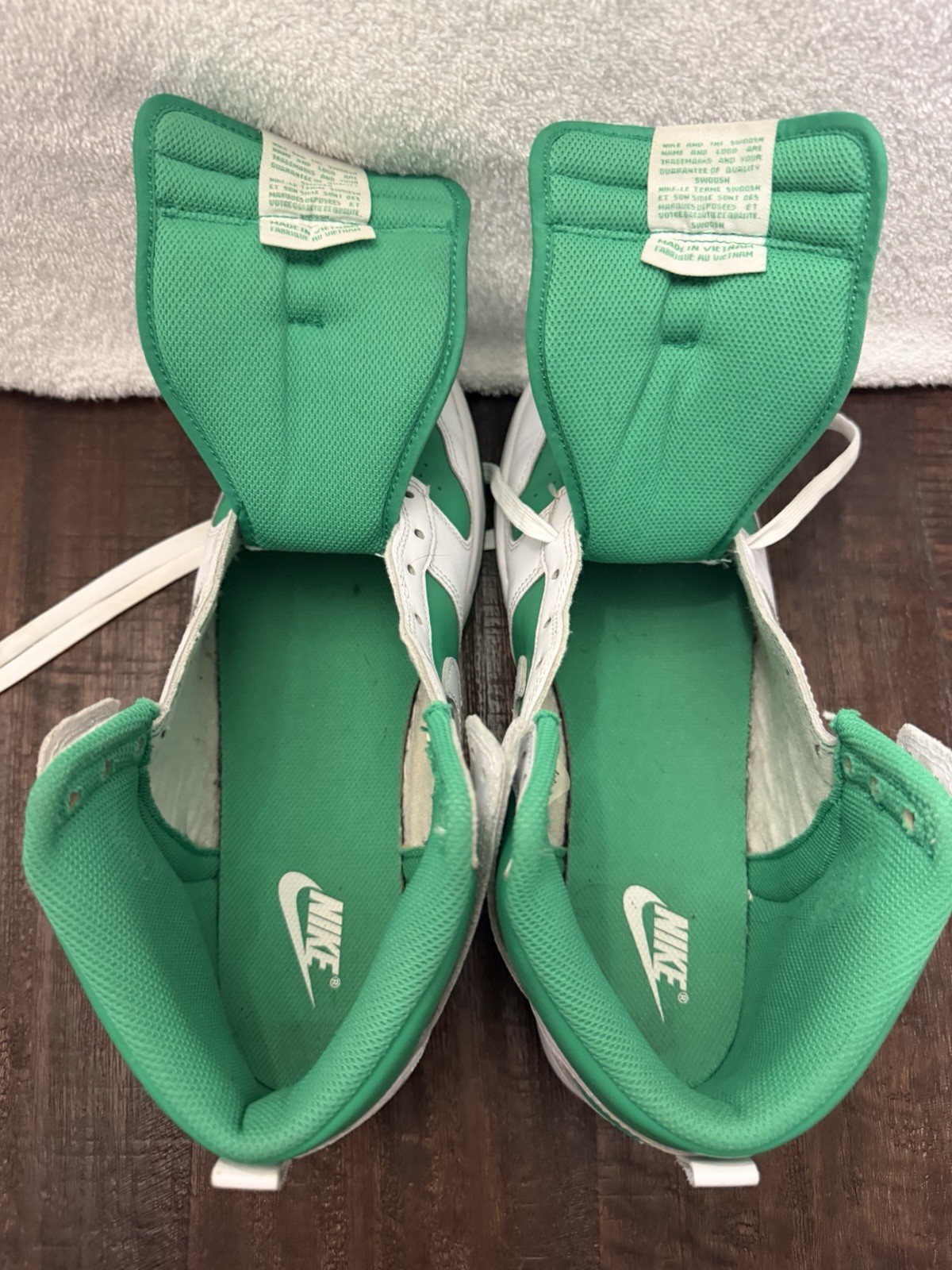 Size 10 – Nike Dunk High White Stadium Green