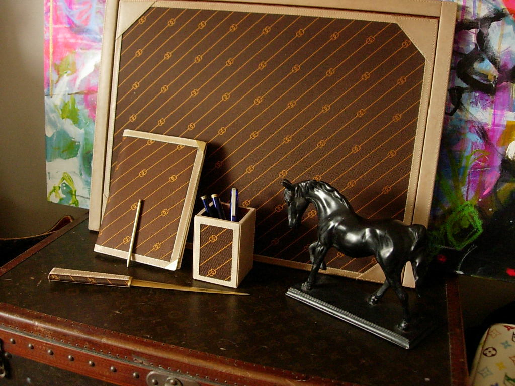 RARE Vintage GUCCI DESK SET Blotter Pad Pencil Cup Notebook Opener Accessory GG