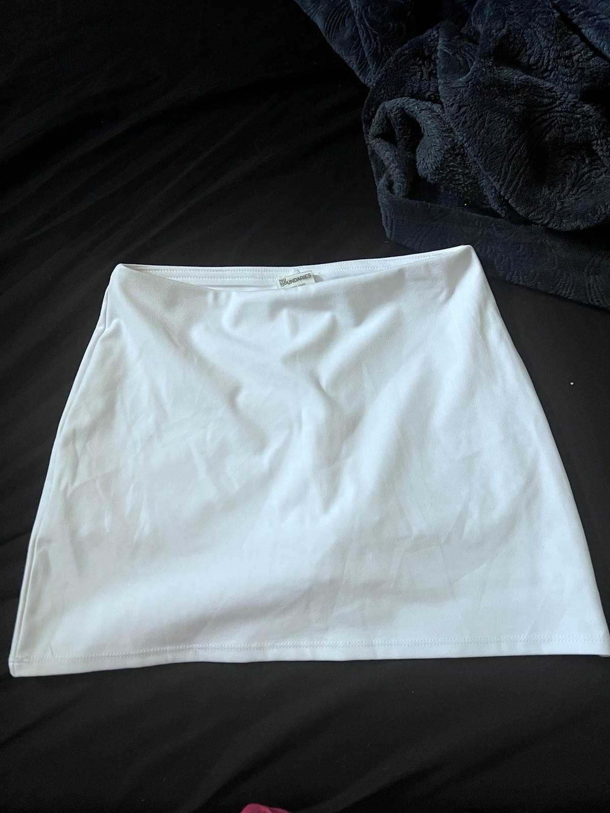 No Boundaries white mini skort in XXS (00)