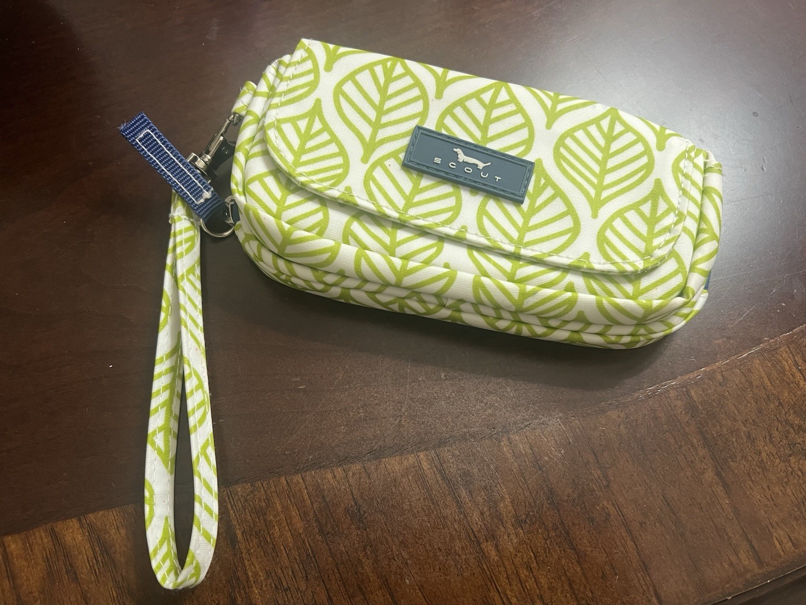 SCOUT Women’s Leaf Print Zip Wristlet Wallet with ID Window, Green/White/Blue