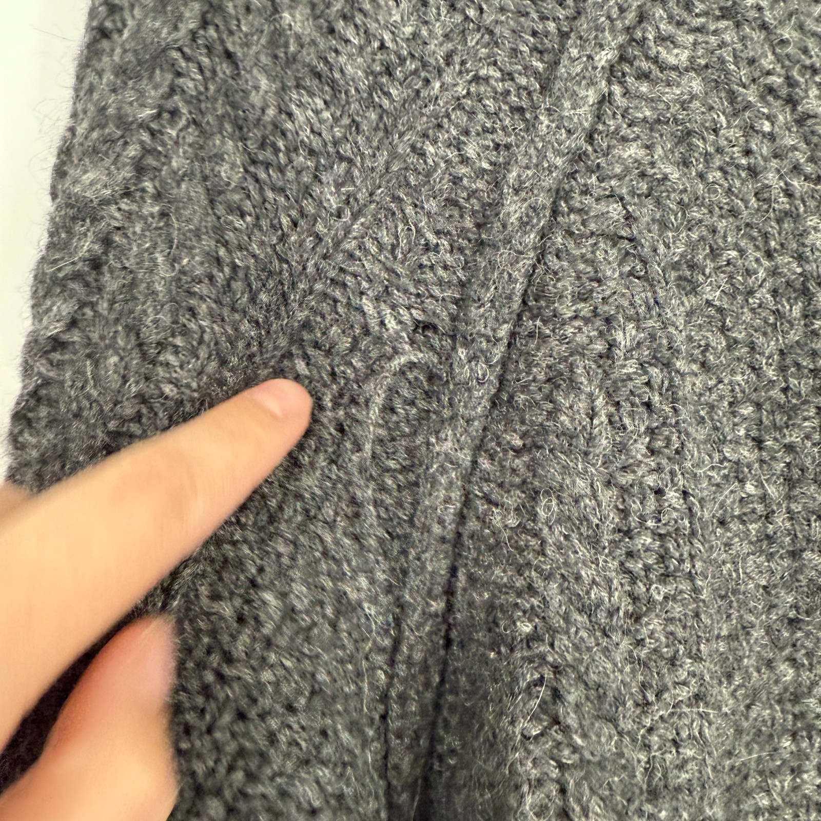 Vince Sweater Gray Cable Knit Wool Alpaca Pullover Cabincore Fisherman Womens M