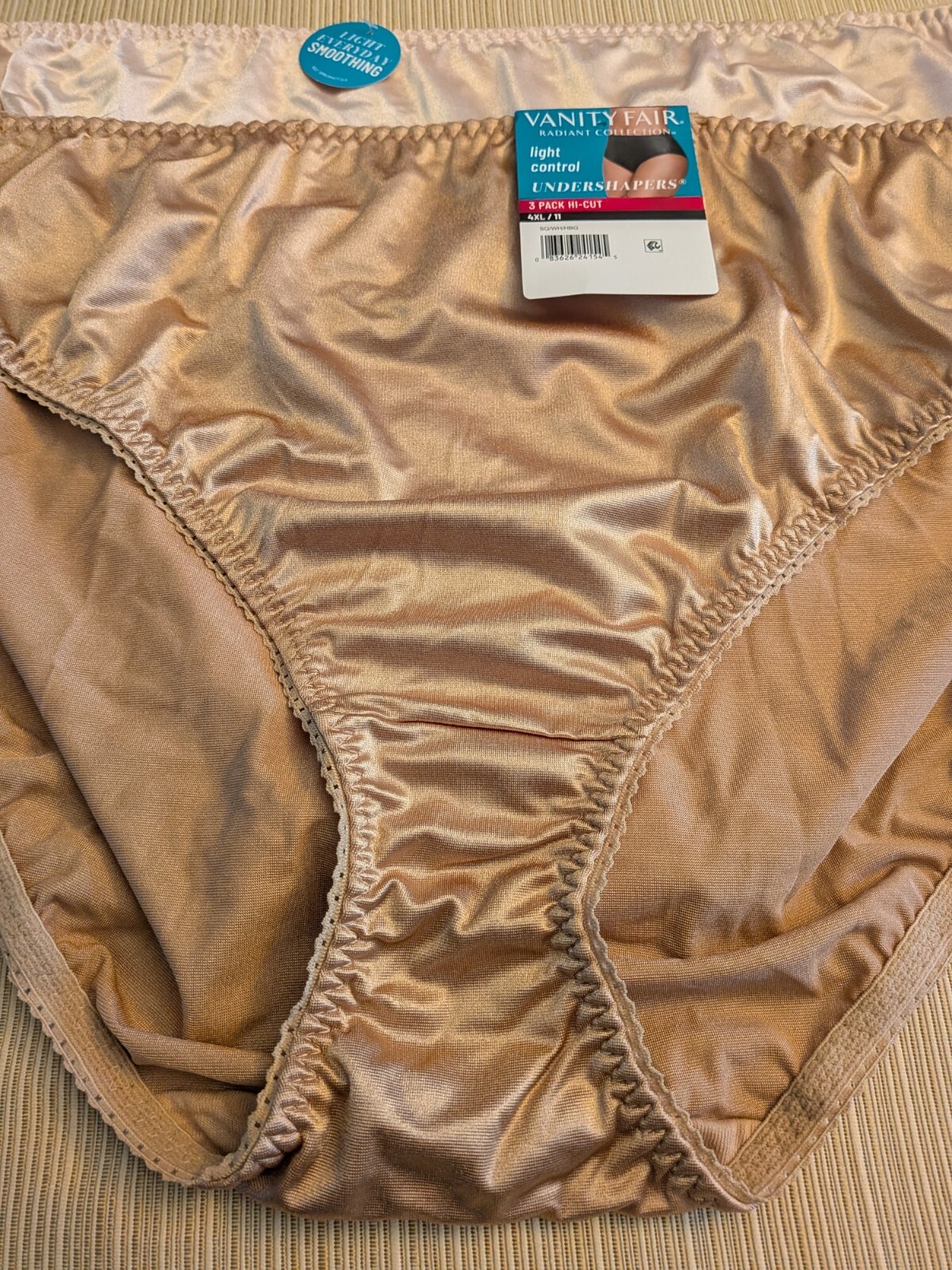2 NWT Vanity Fair Radiant 48301 Light Control Briefs Soft Pink & Beige 4XL / 11