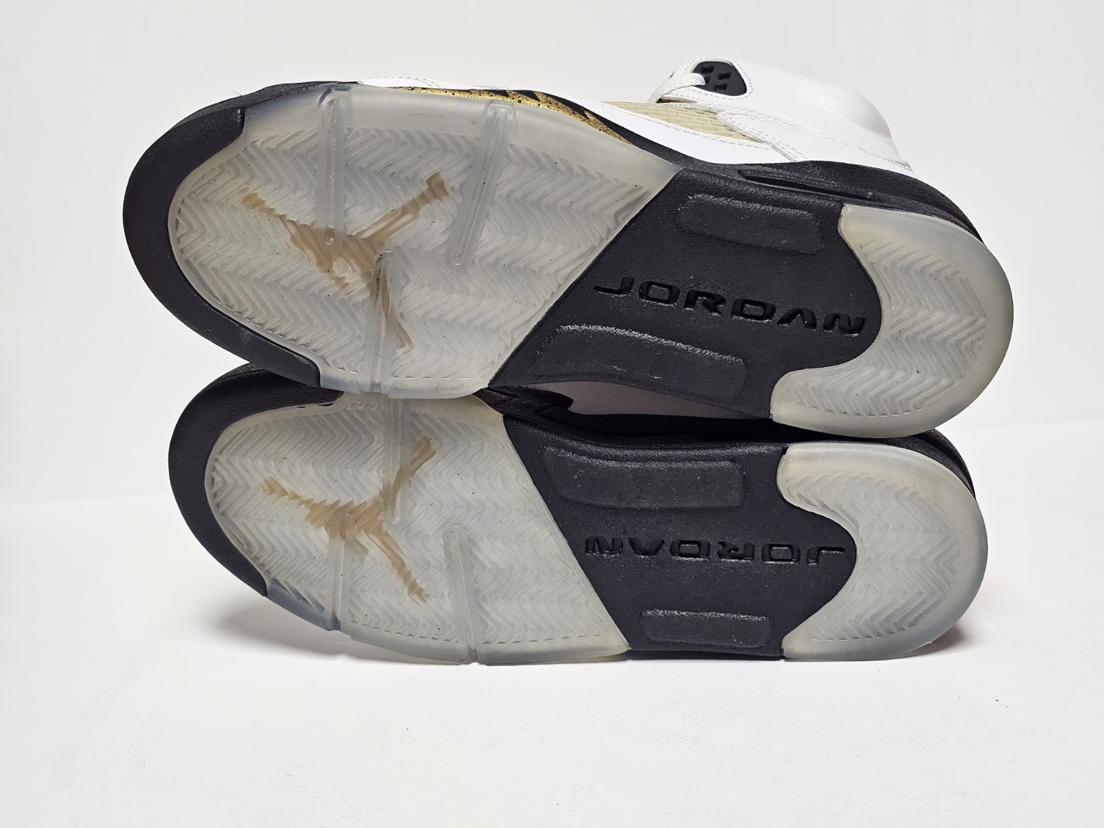DS SZ. 4.5Y Jordan 5 olympic 2017 GS v 440888 133 bred