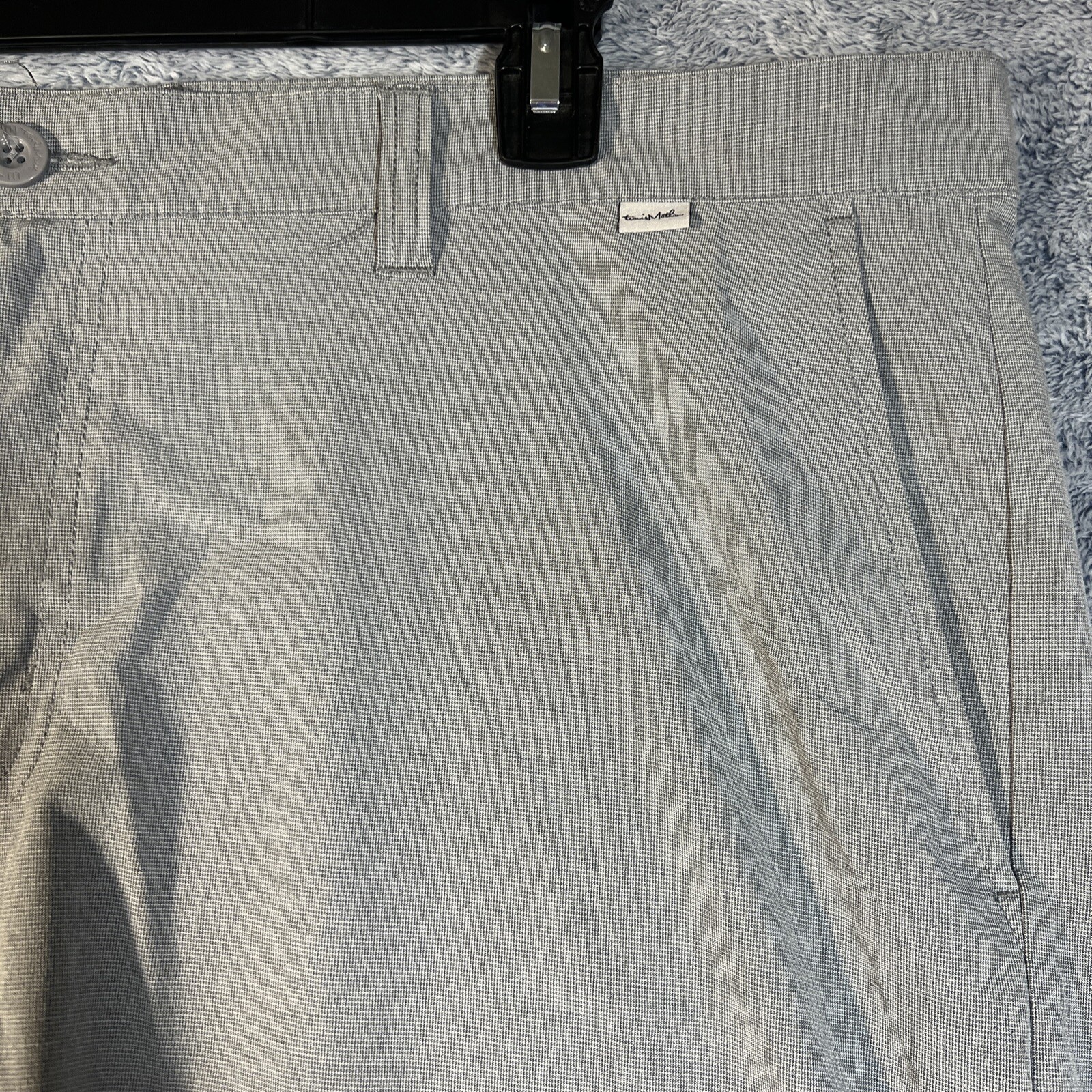 Travis Mathew Men’s Gray Golf Walking Bermuda Stretch Shorts Size 42 Pockets