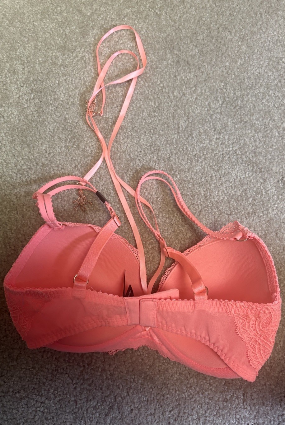 Victoria’s Secret Very Sexy Push Up Bra NWT 32DD Coral Lace