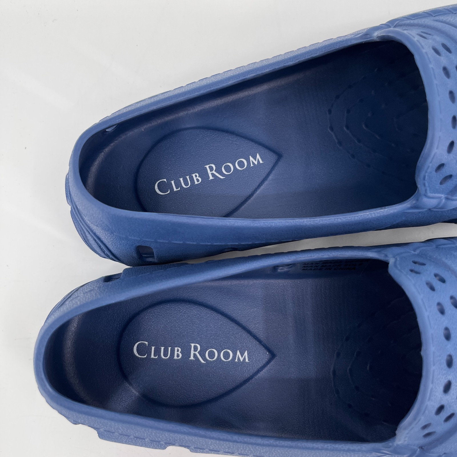 Club Room Men’s Atlas Perforated Driver Size 10 in Navy Summer Vacation Travel