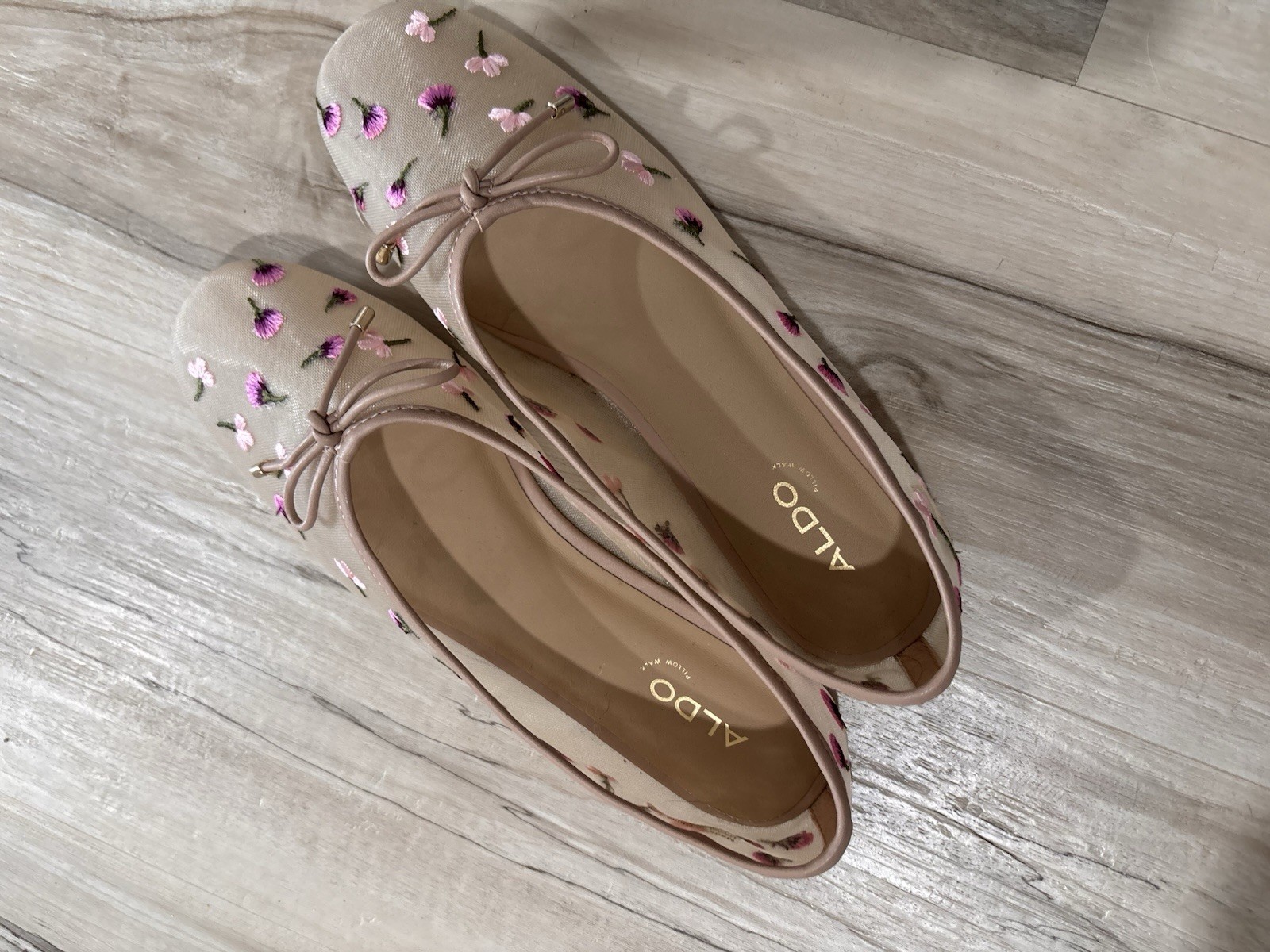 ALDO Women’s Beige Floral Embroidered Bow Slip-On Ballet Flats Round Toe
