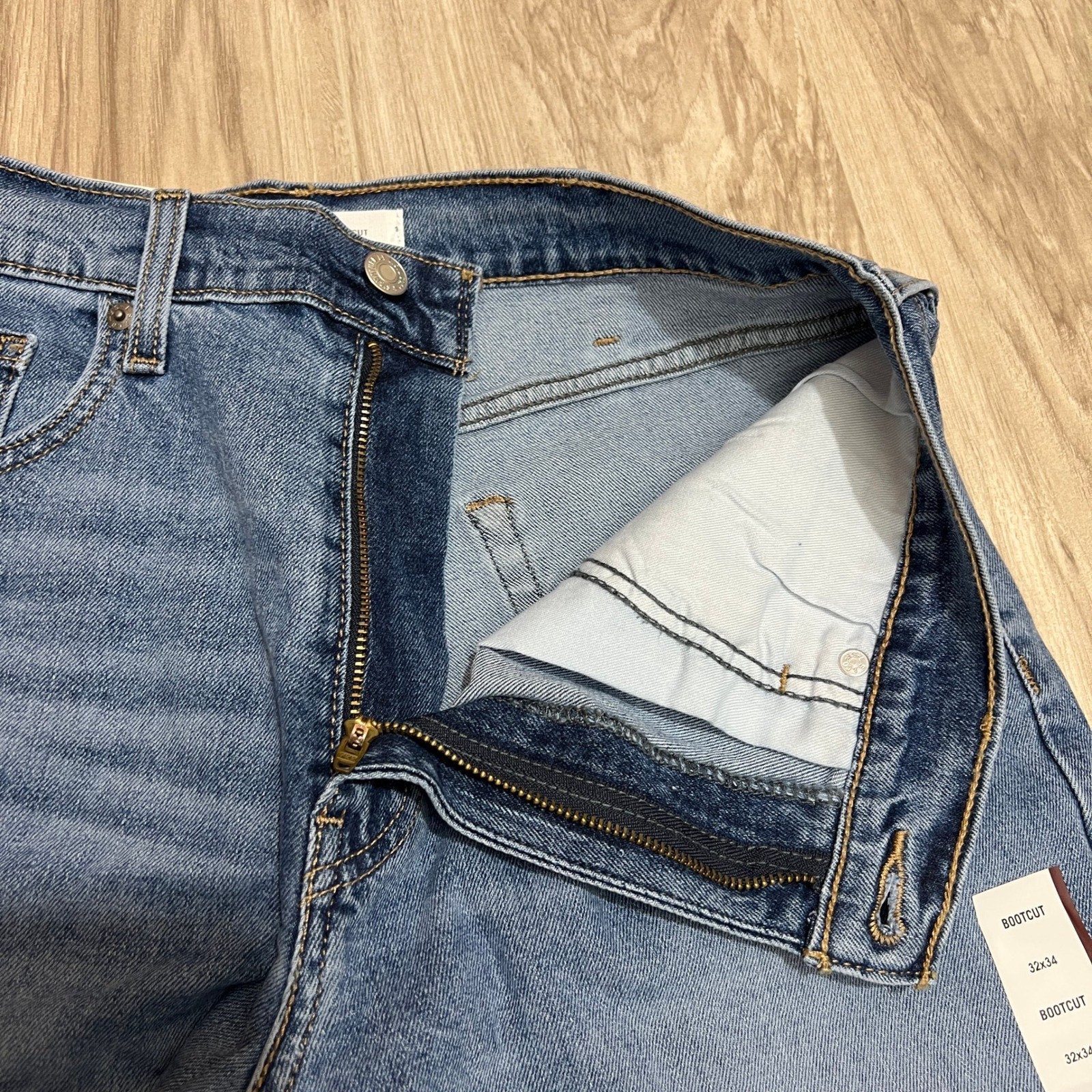 Signature by Levi Strauss & Co. Gold Label Men’s Bootcut Fit Jeans 32×34