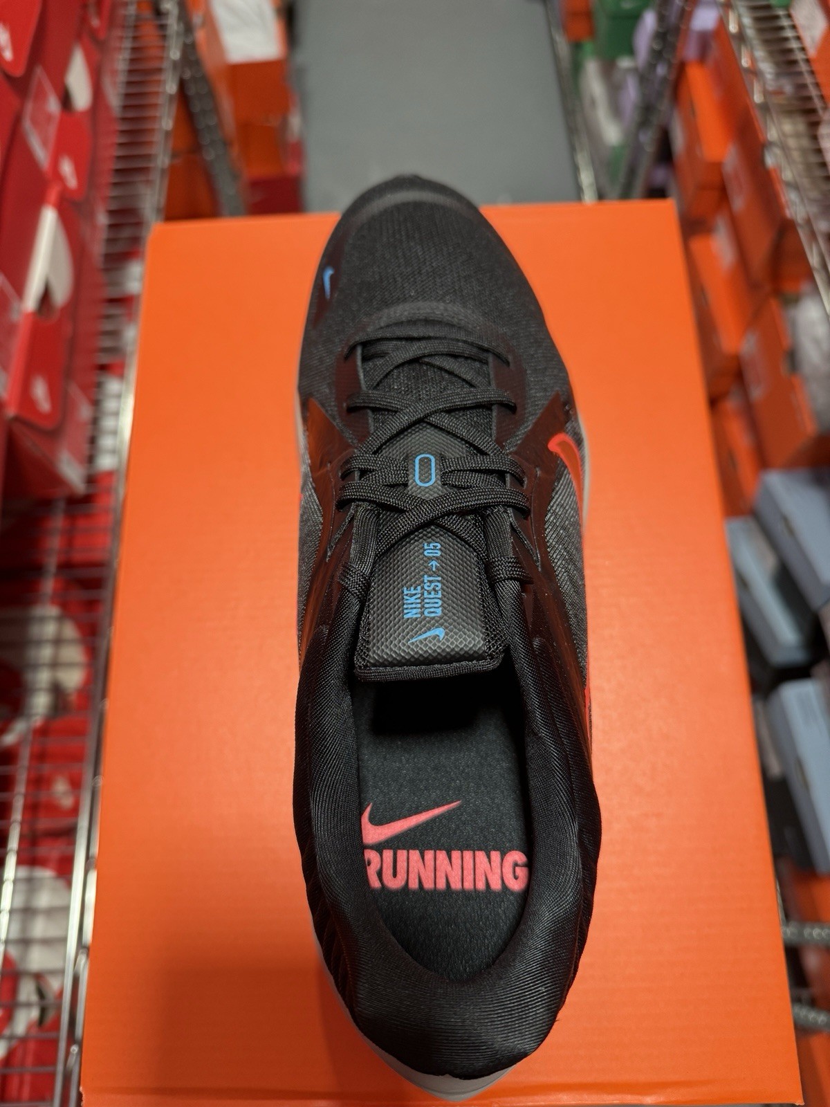 Nike Quest 5 Black Bright Crimson DD0204-005 Men’s Running Shoes