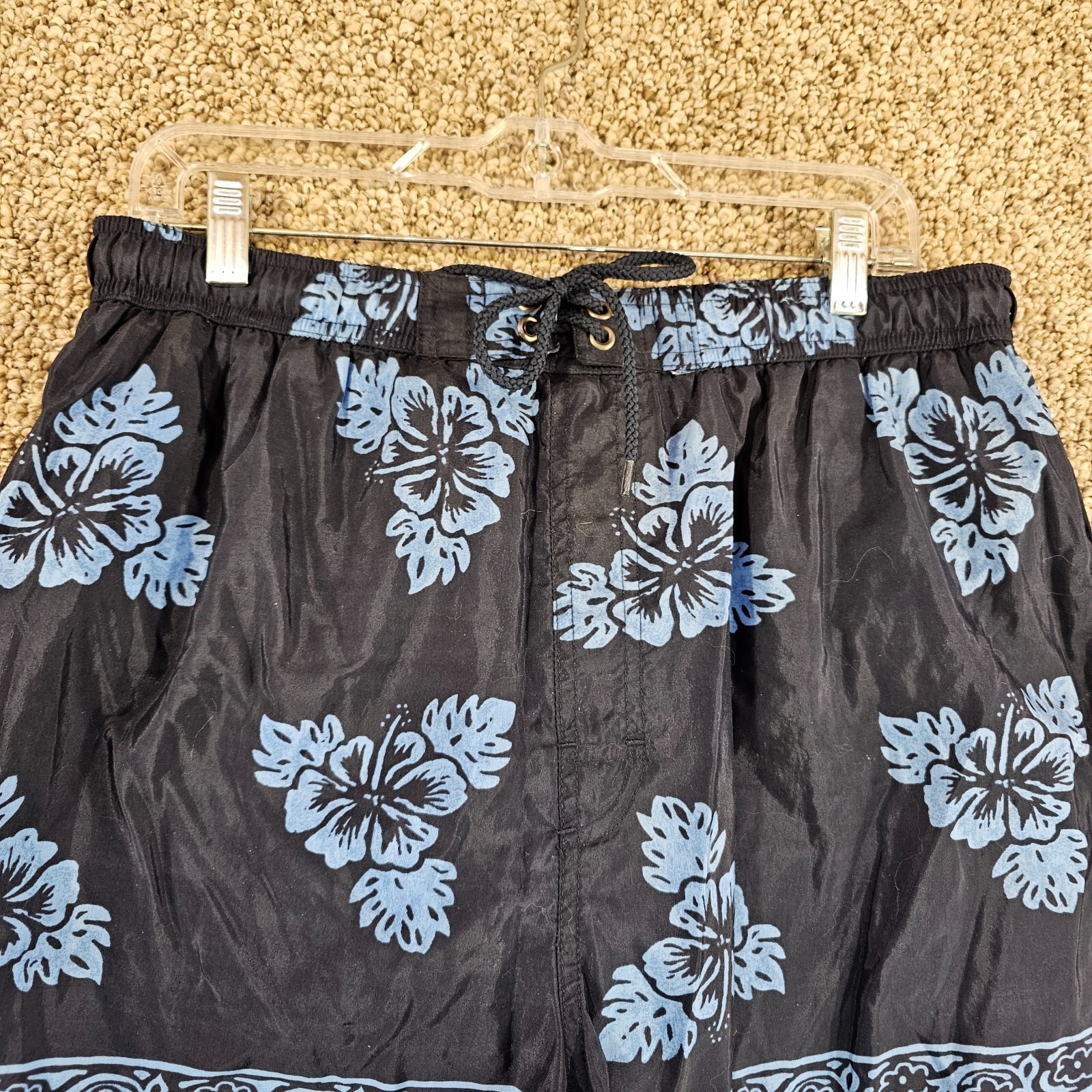 Sand and Sun Swim Trunks Mens Medium 32 – 34 Elastic Waist + Drawstring Floral