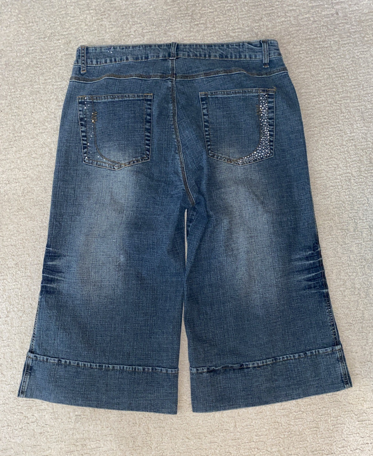 APOLLO JEANS Women’s Capri With Silver Stud Designs Size-21/22