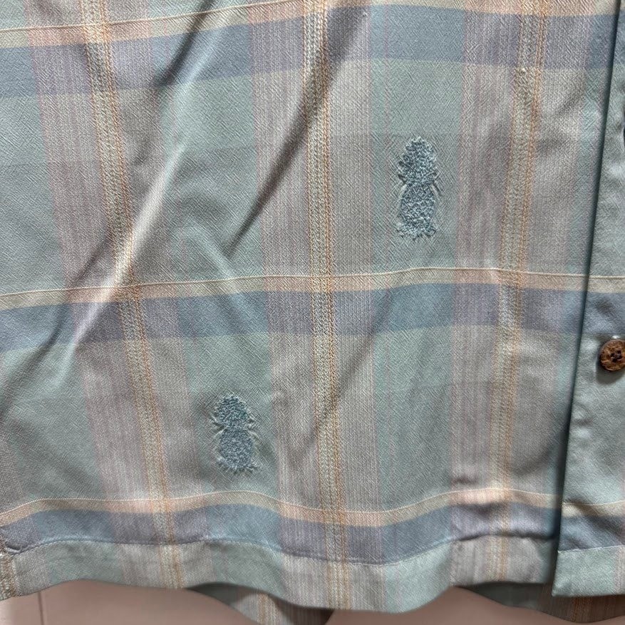 Tommy Bahama Mens S Light Blue Plaid 100% Silk Camp Shirt Pineapple Embroidered