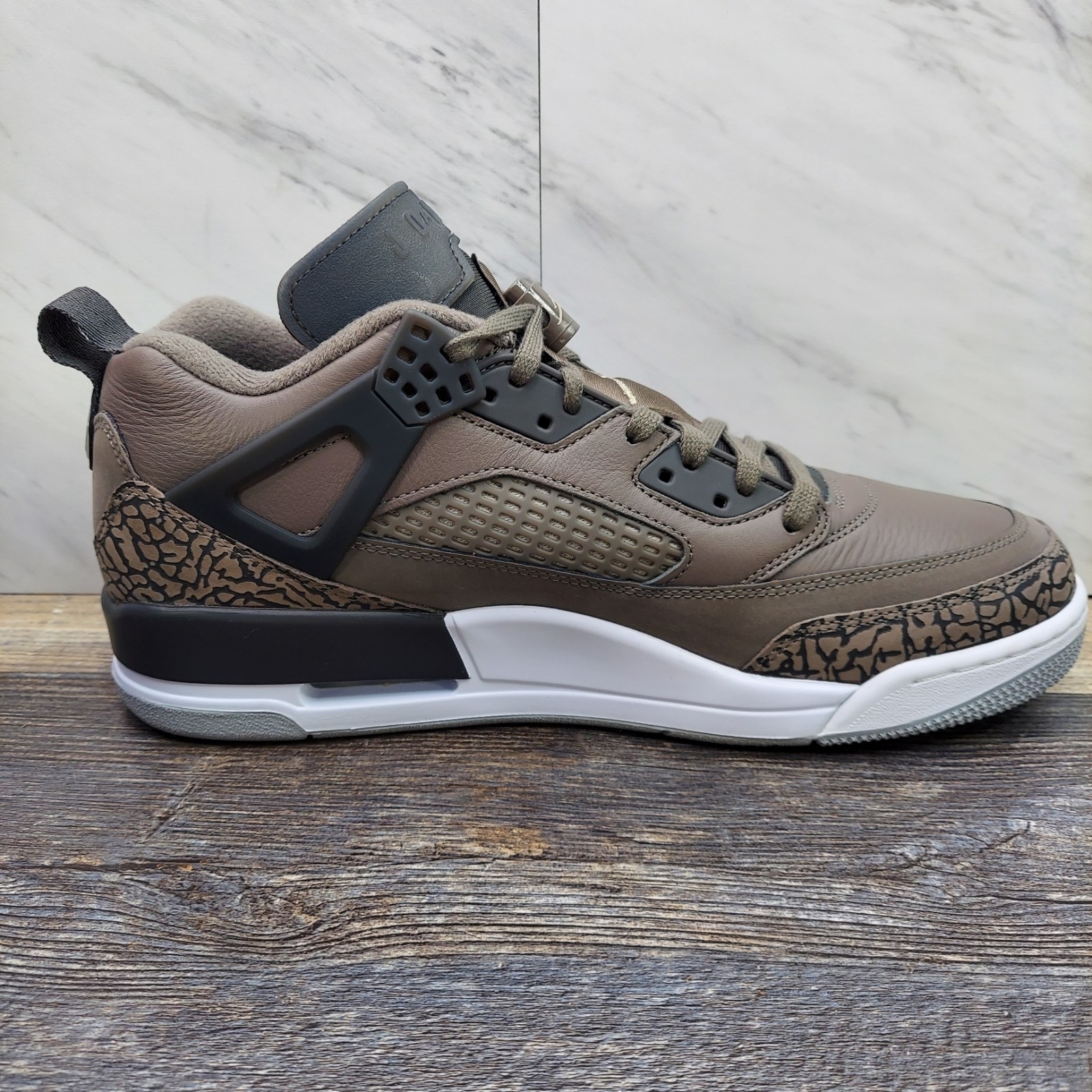 Nike Men’s Size 12 Jordan Spizike Low Cave Stone Brown Anthracite FQ1759 201