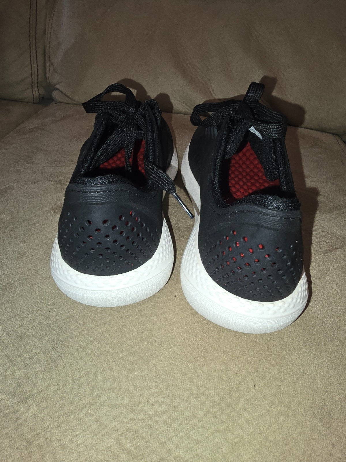 Crocs LiteRide Pacer Men’s Shoe Waterproof Sneaker Casual Black 204967 Sz 9m