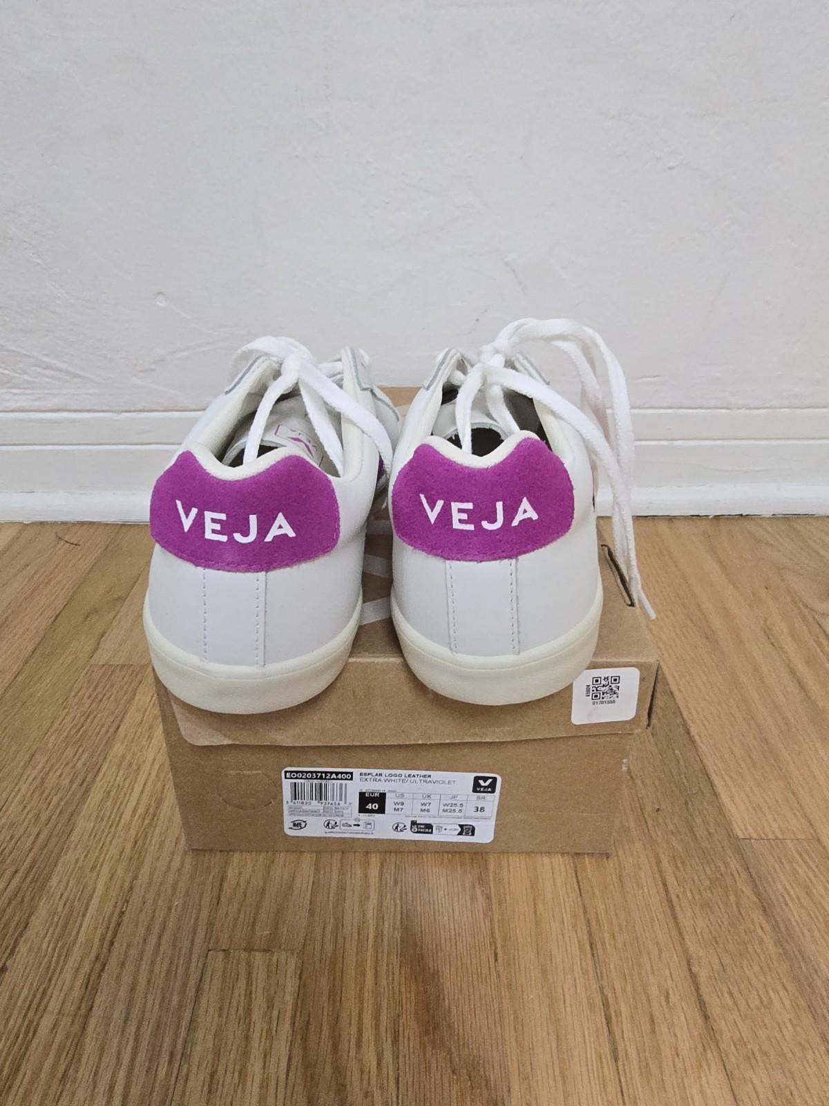 NWT Unisex Esplar Logo Leather Sneakers Ultraviolet Extra White W9/M7