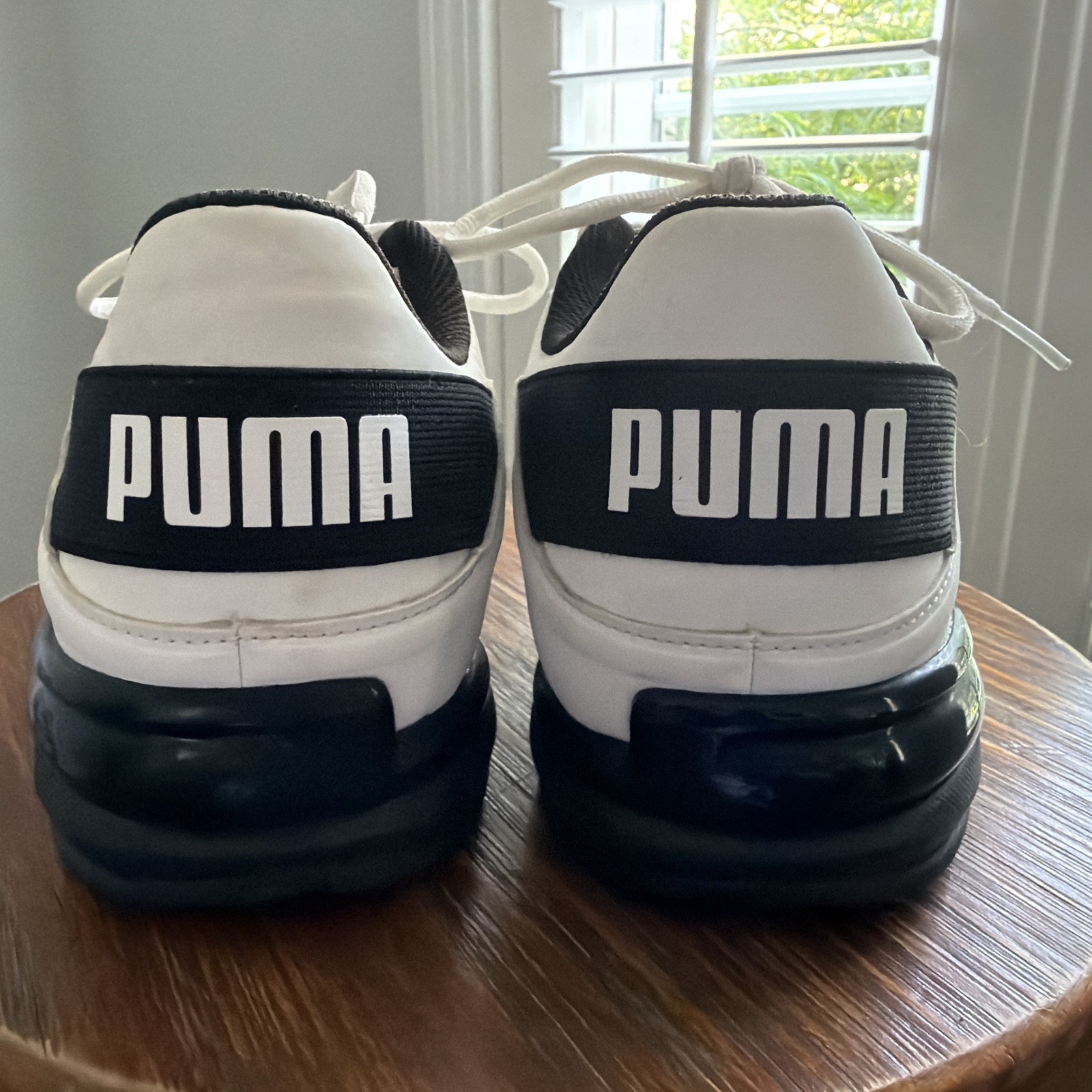 PUMA Men’s Viz Runner Nubuck Cross Training Shoe White/Black – Size 11.5 US