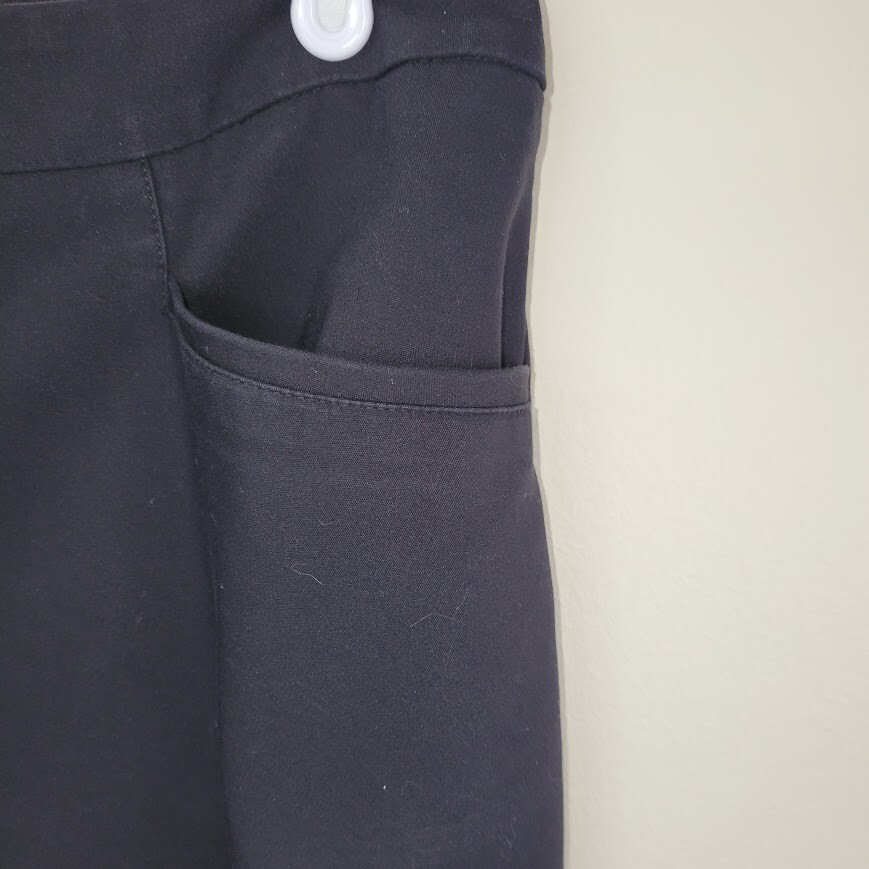 Chico’s Fabulously Slimming Cropped Pants Black Cotton Blend Woman’s Size L