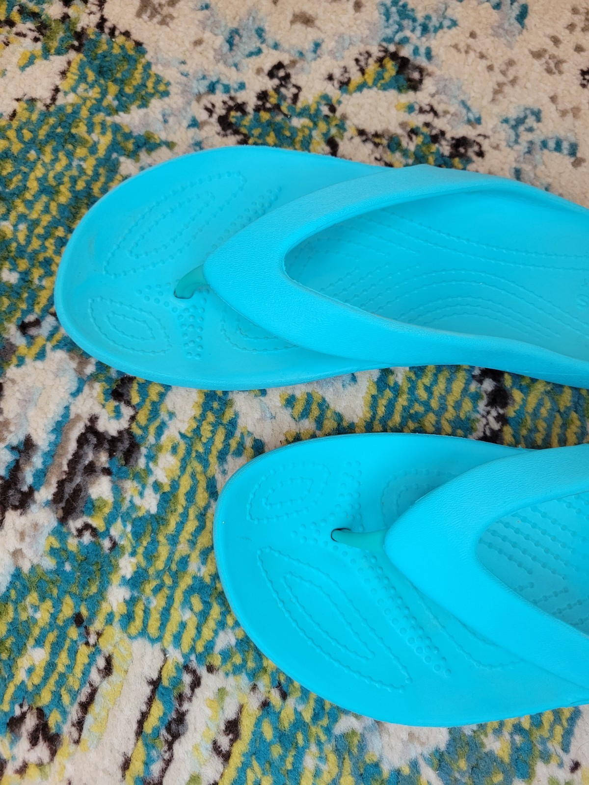 Crocs Kadee II flip-flops Turquoise Lightweight Comfort Flip Flops, Size 8