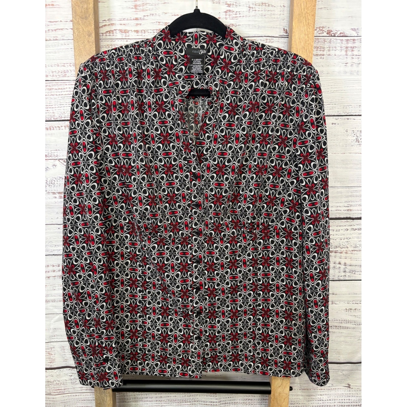 East 5th Womens XL Red Black White Geometric Floral Button Down Blouse