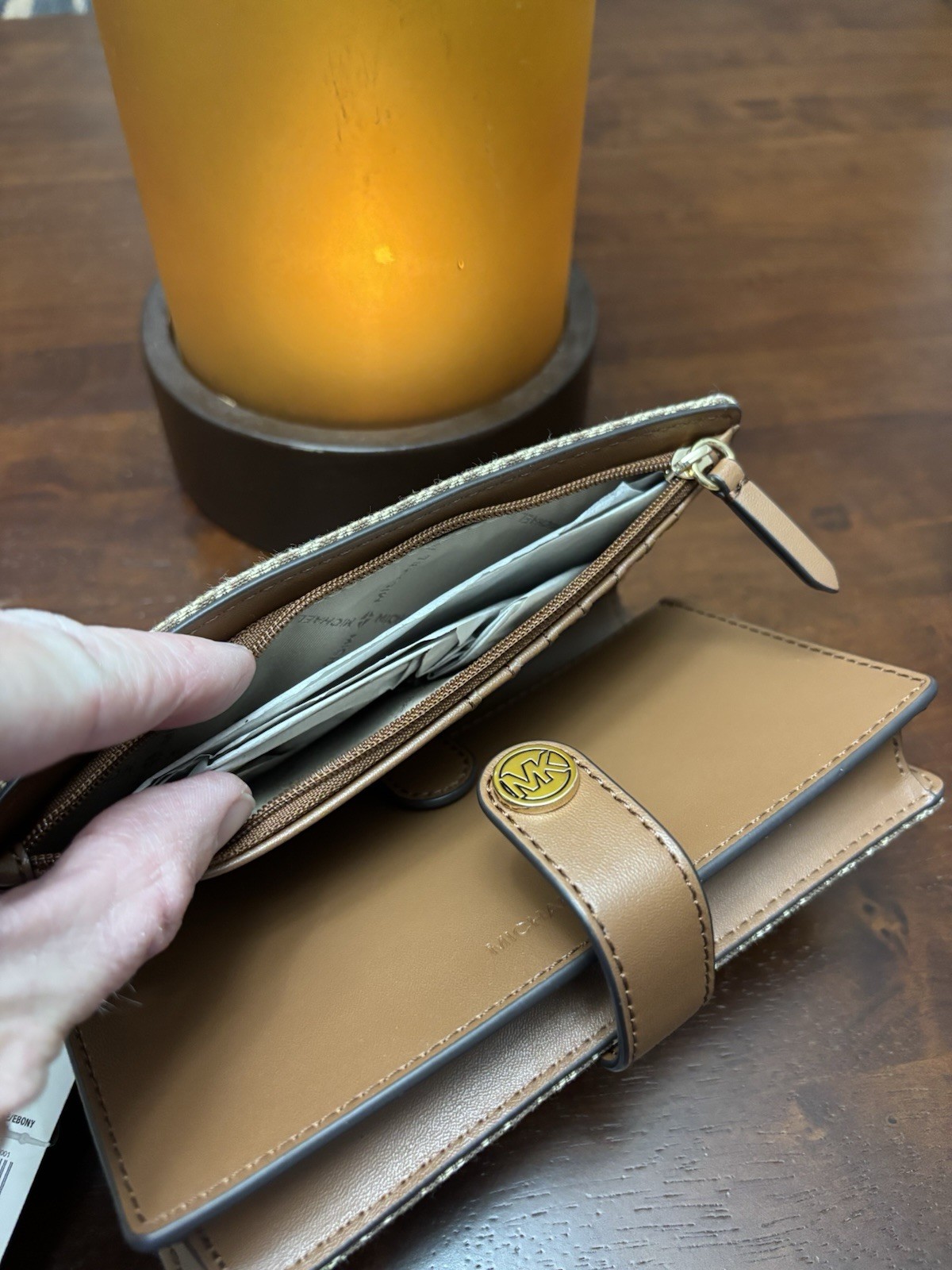 Michael Kors NWT Jet Set Small Phone Case, Wristlet Wallet, Beige/ Ebony $128