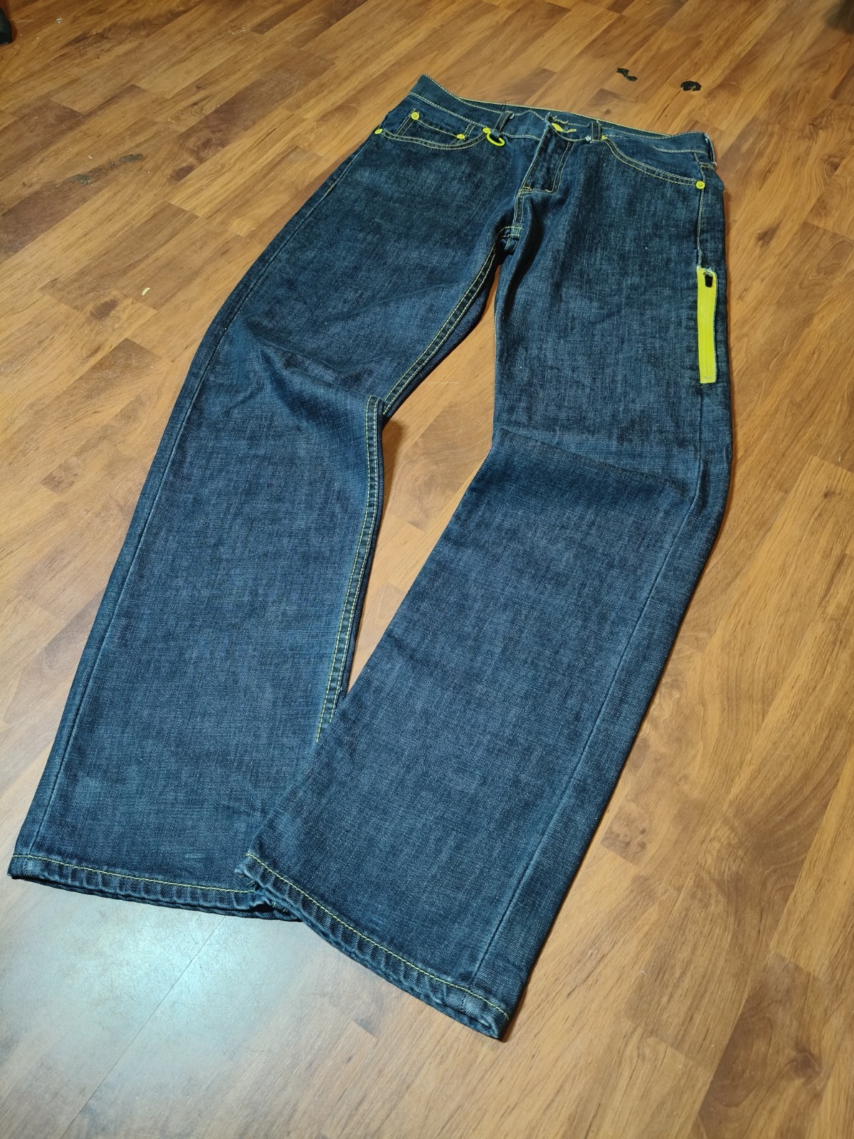 Rare 1990’s Vintage Packable Levis 501 Straight Jeans