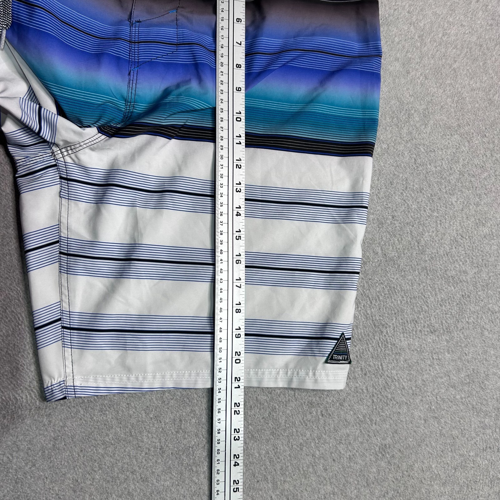Trinity Board Shorts Mens Size 38 Multi Color Striped Drawstring Swimwear