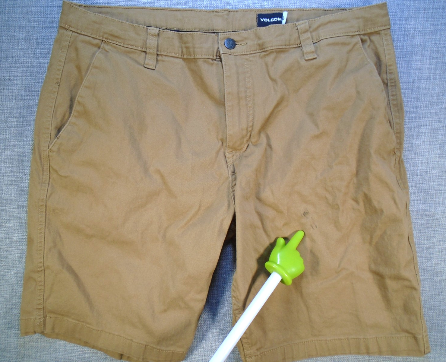 VOLCOM Shorts 38″ Waist Tan Brown 98% Cotton, 2% Elastane, 9″ Inseam