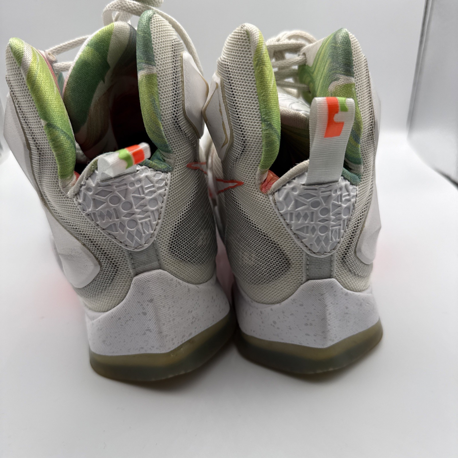 Nike LeBron James 13 Easter White Orange (807219-108) Men’s Size 8.5