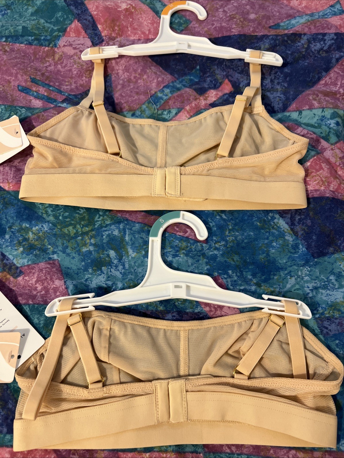 Bra, size S, M. Brand: All. You. Lively. 77% nylon, 23% spandex.