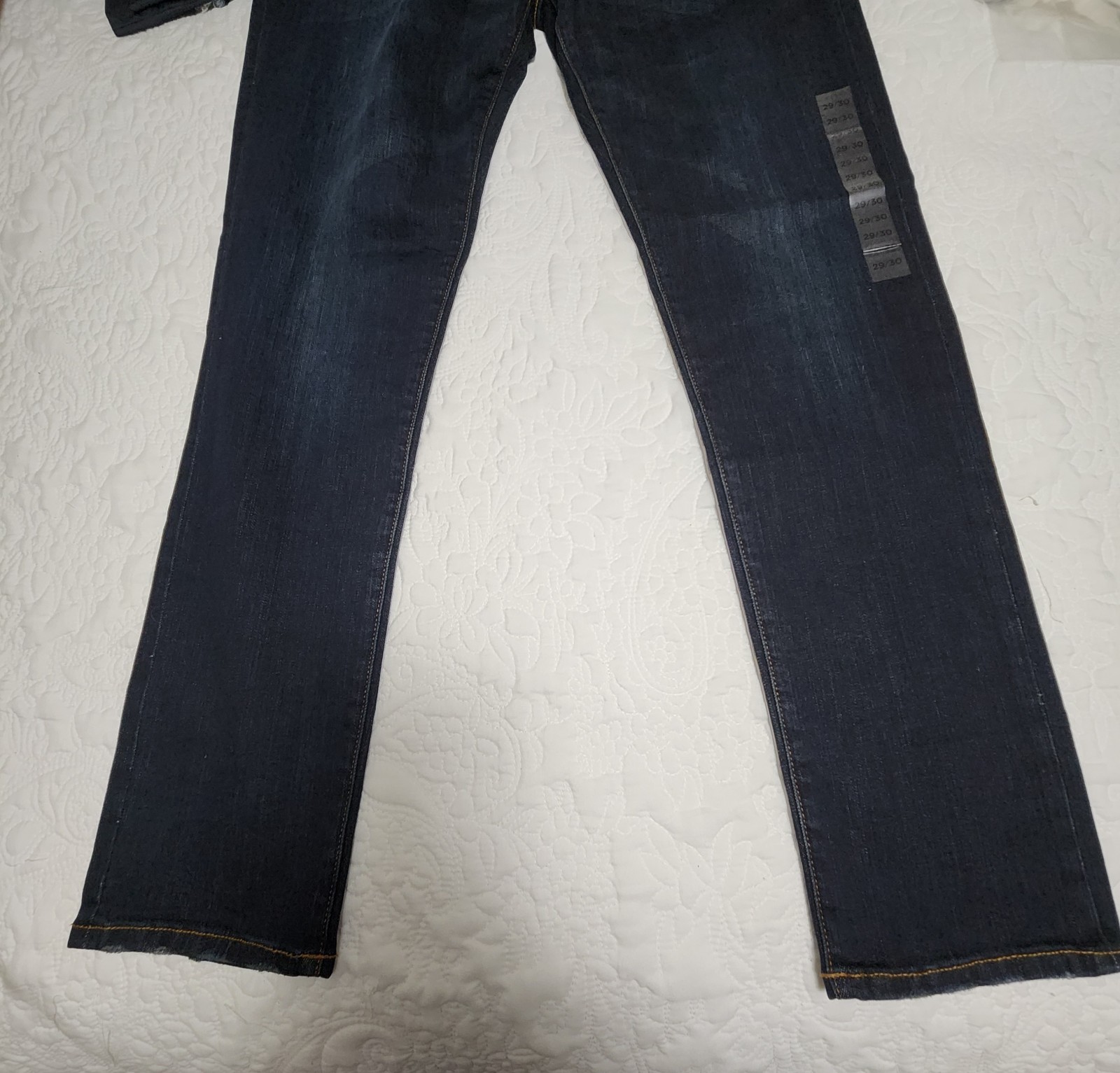 American Eagle Outfitters Extreme Flex Slim Straight Jeans size 29/30 New Tags