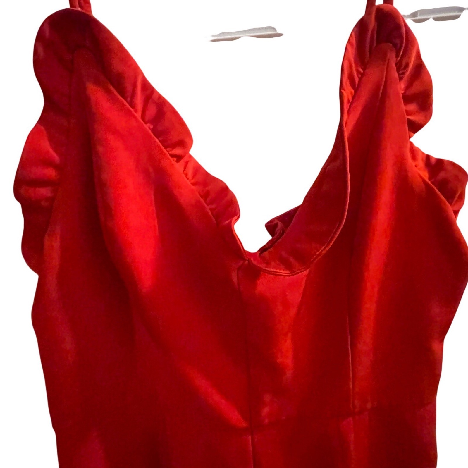 DO+BE Red Ruffle V-Neck Jumpsuit Adjustable Straps Straight Leg Womens Medium