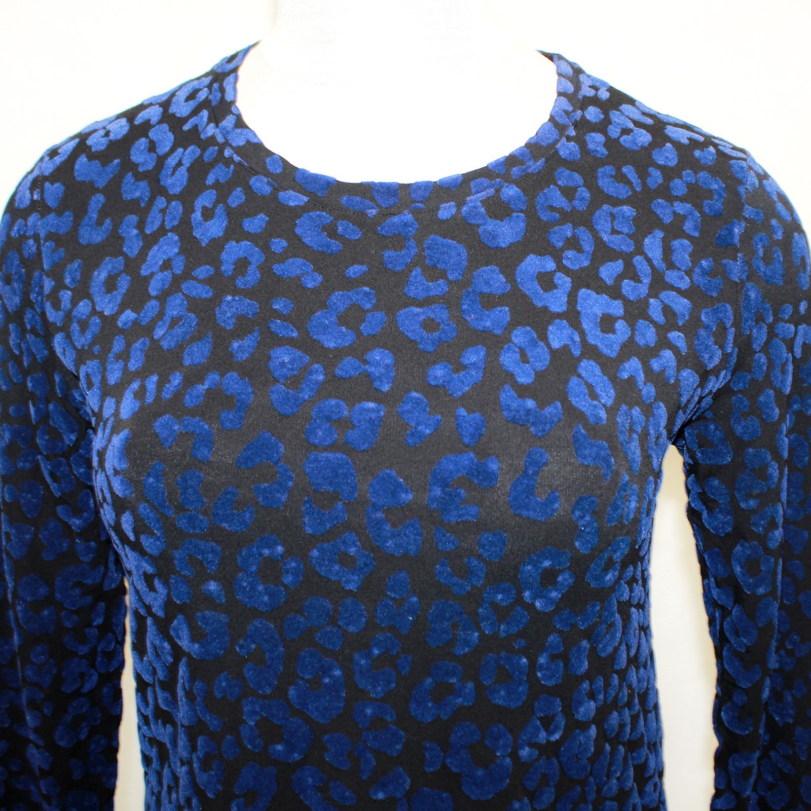 Majestic Filatures soft French touch velvet deluxe sweatshirt size 3 Large