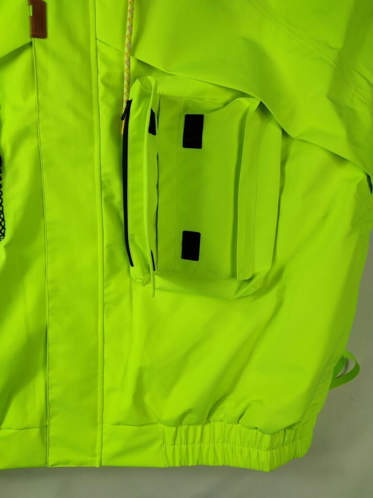 LI-NING WIND PROOF NEON MULTI POCKET HOODED COAT JACKET SIZE XL RRP £175 B9