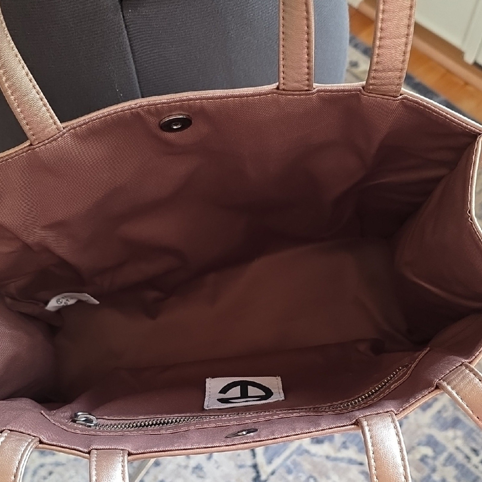 Telfar Women’s Copper Medium Tote Bag