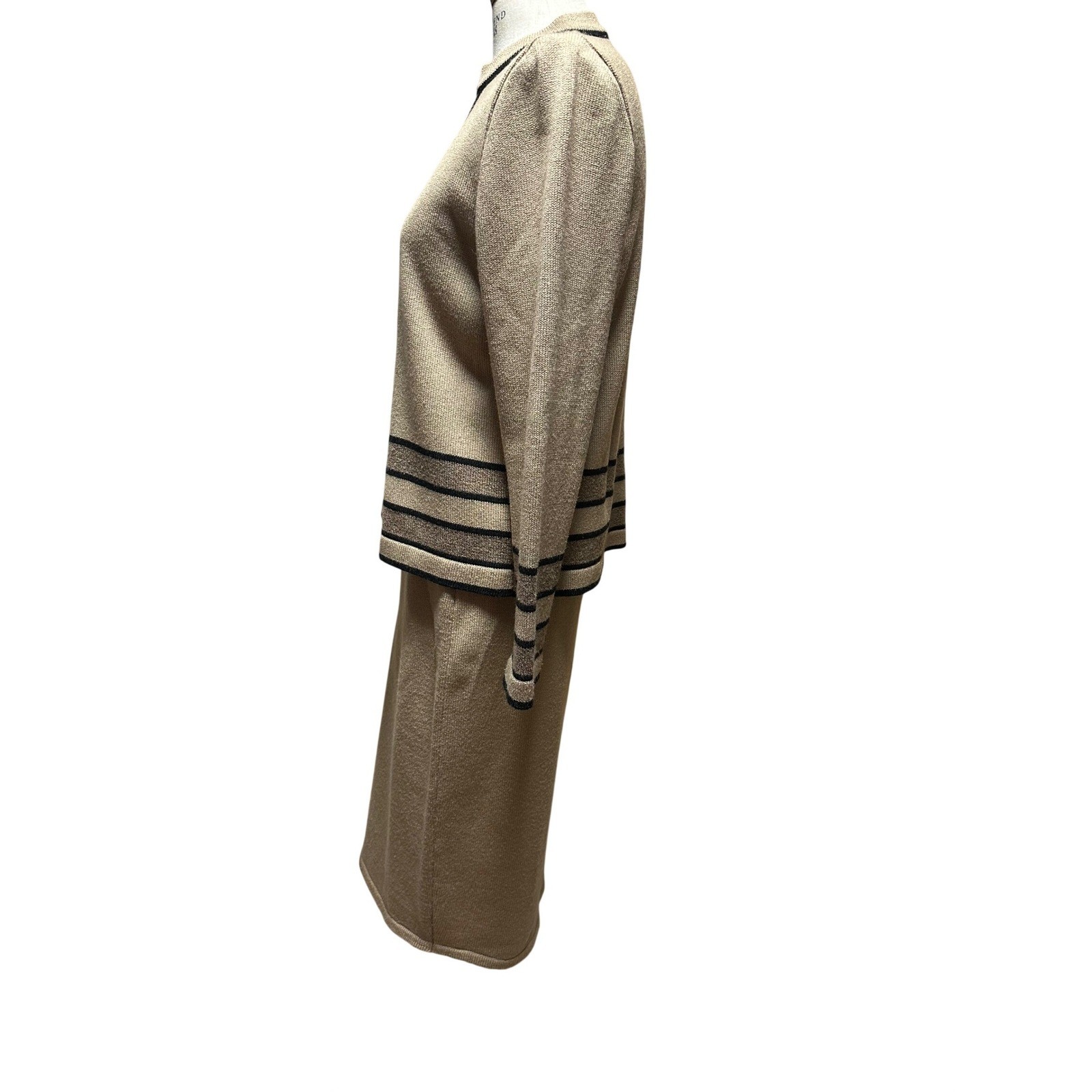 Vintage Eric Steven 2-Piece Knit Sweater Skirt Set Tan Beige Black Trim 80s